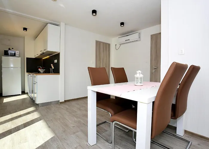 Beautiful In * Murter